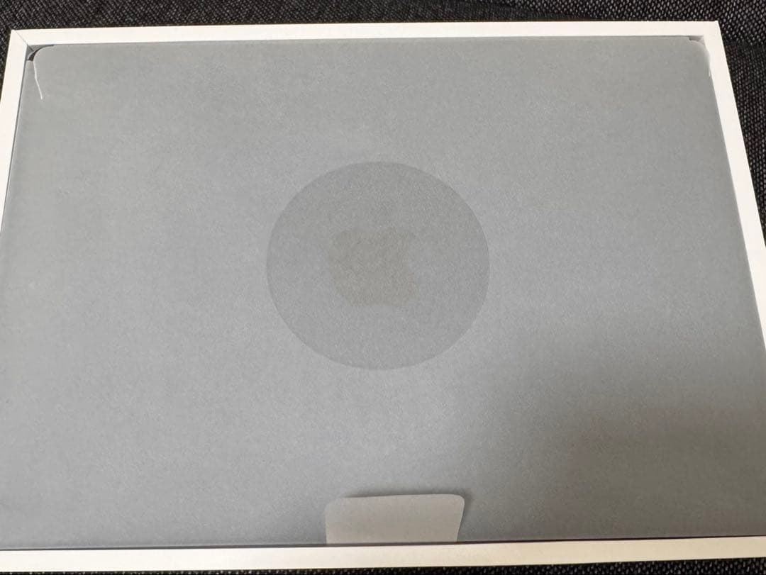 Apple MacBook Air M2 13.6インチ 256G本体　2022