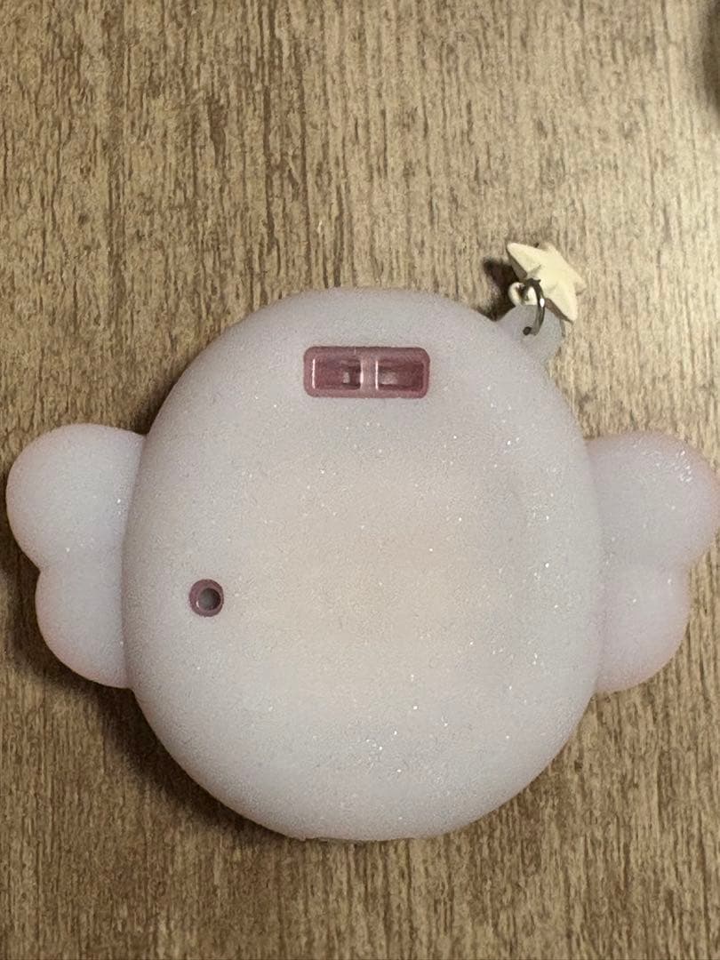 Tamagotchi Uni たまごっちユニ サンリオ(ケース付き)