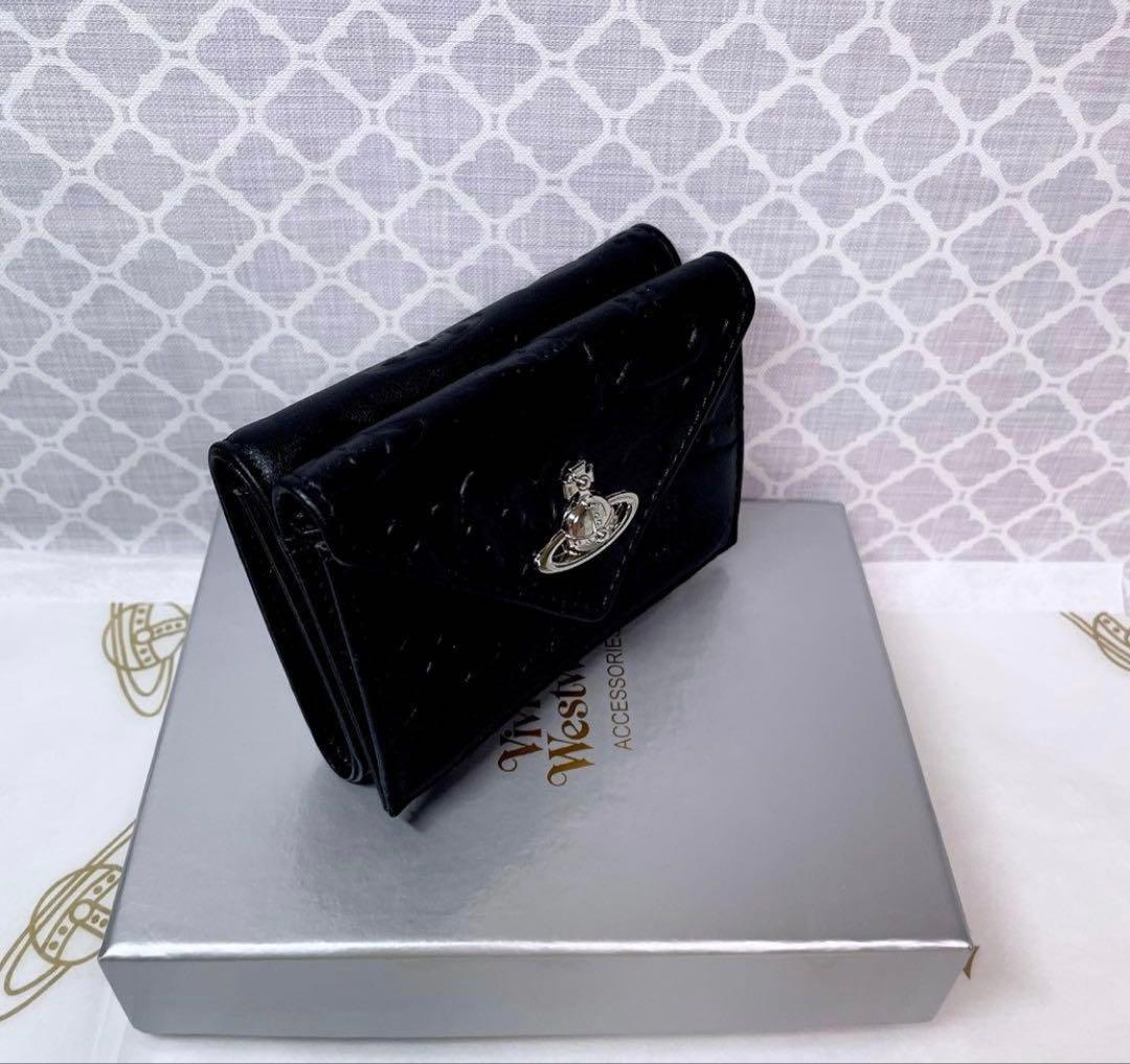 【内柄も素敵☆最新】Vivienne Westwood 三折財布 マットブラック