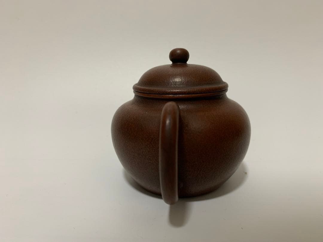 唐物 朱泥「 荊溪周榮祥製 」在銘 単孔 急須 古作 茶壺 紫砂壺 中国古玩
