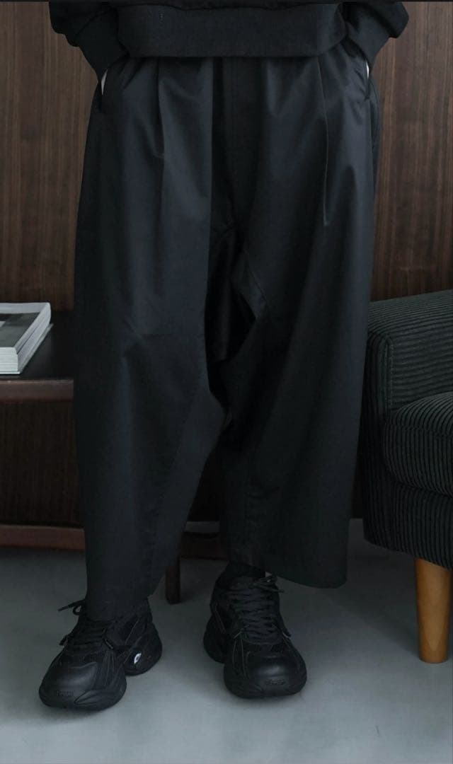 【新品未使用】CTHY ワイドサルエルアンクルパンツ ブラック　サイズ3