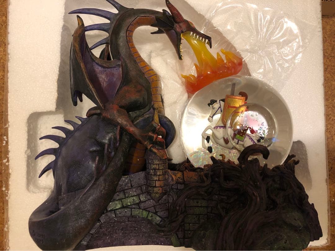 ディズニー　眠れる森の美女　クライマックスシーン　スノードーム　スノーグローブ