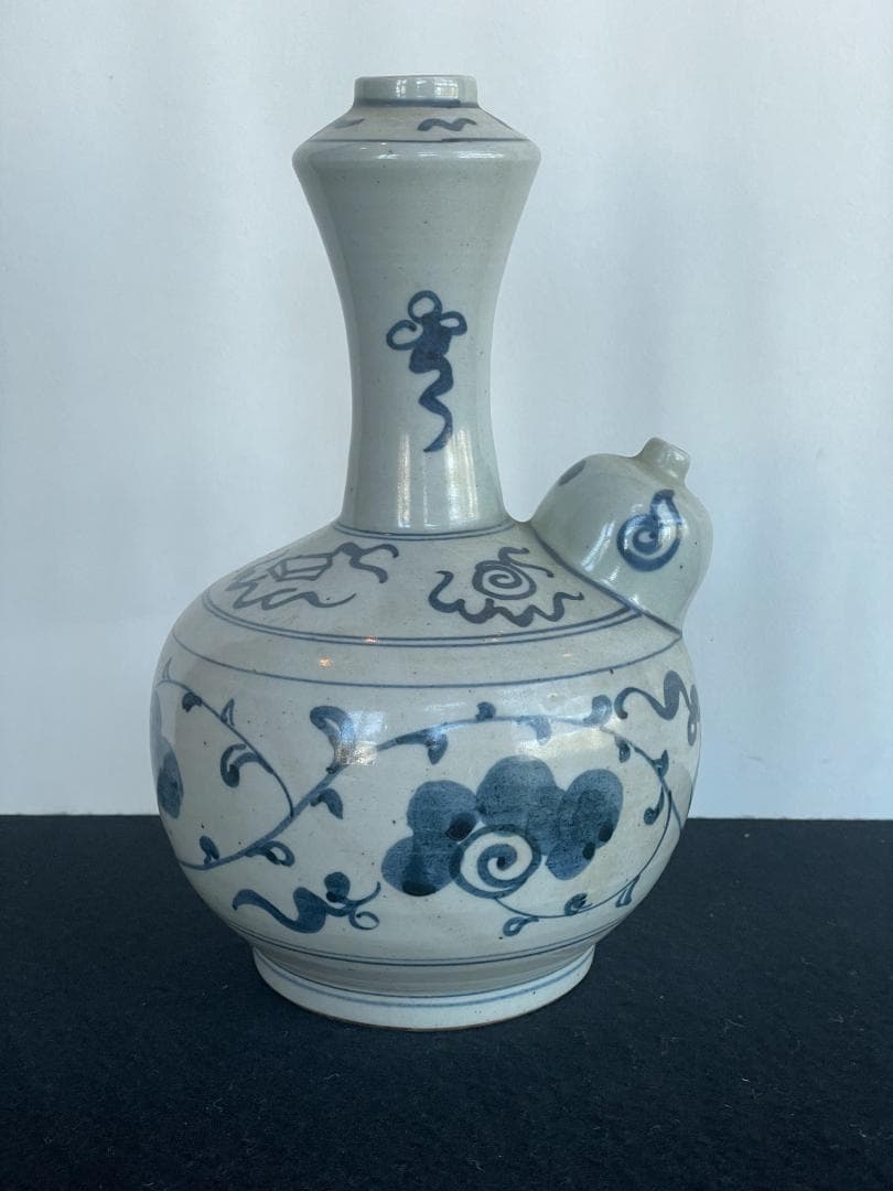 明 中国美術 青花 染付 唐草 乳瓶 景徳鎮窯系 軍持 水瓶 乳首 徳利 酒器