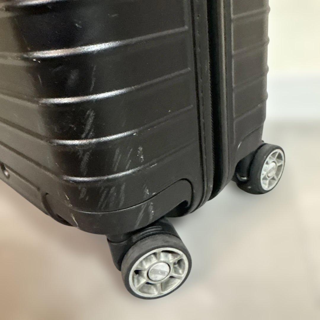 RIMOWA ボレロ 4輪 キャビン 30L｜スリーブ付き／正規店購入
