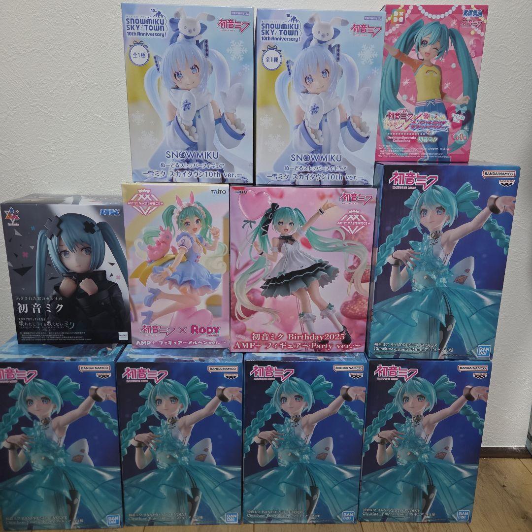 初音ミク　フィギュア　まとめ売り　11体
