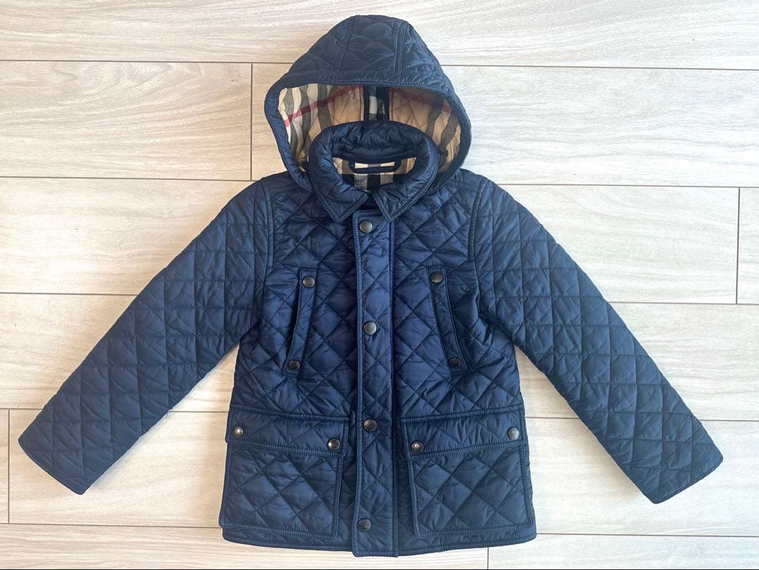 Burberry 6A ネイビーキルティングコート