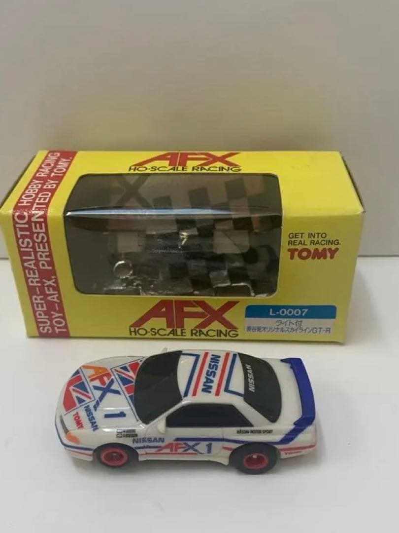 トミー　HOスケールスロットカー　AFX 長谷見オリジナルスカイラインGT-R