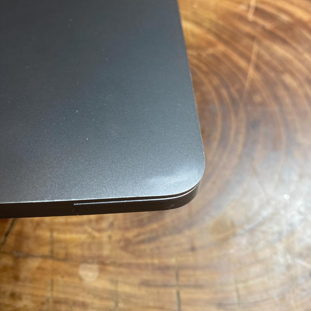 ray 様！AppleMacBook Air 13inch 2020/599