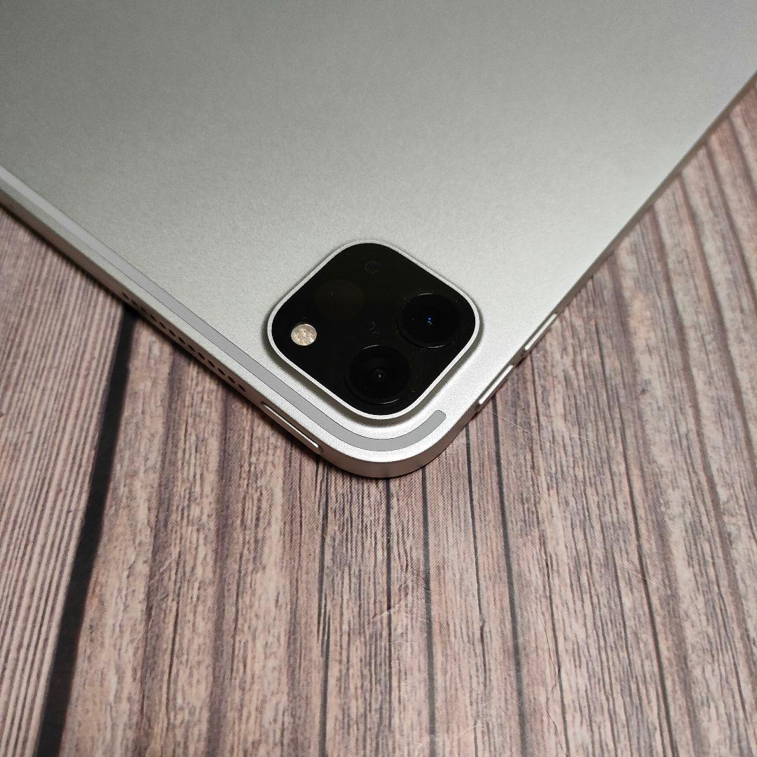 iPad Pro 第2世代 11インチ 128GB 新品近い