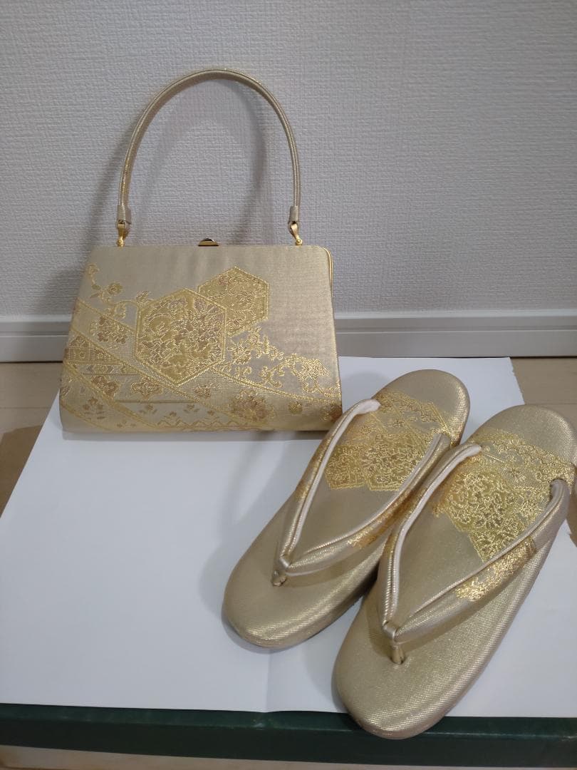 成人式振袖用 バッグと草履セット ゴールド刺繍