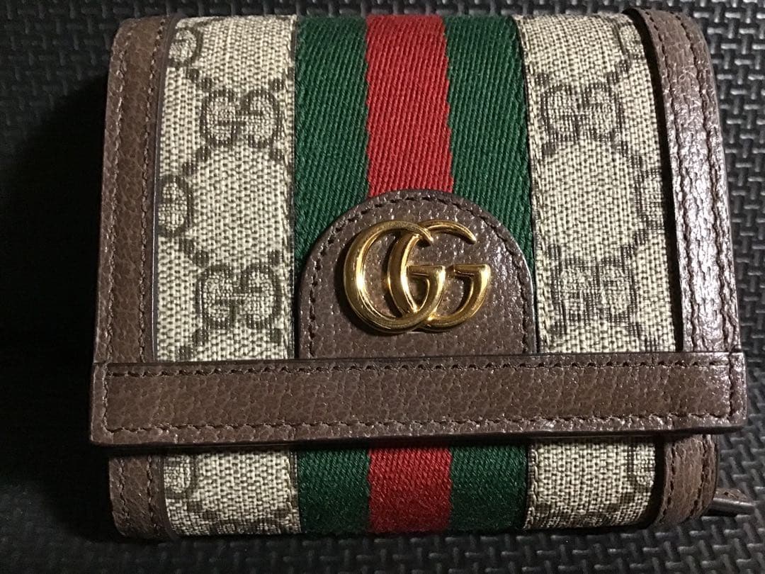 グッチ オフィディア 二つ折り財布 国内正規店購入品