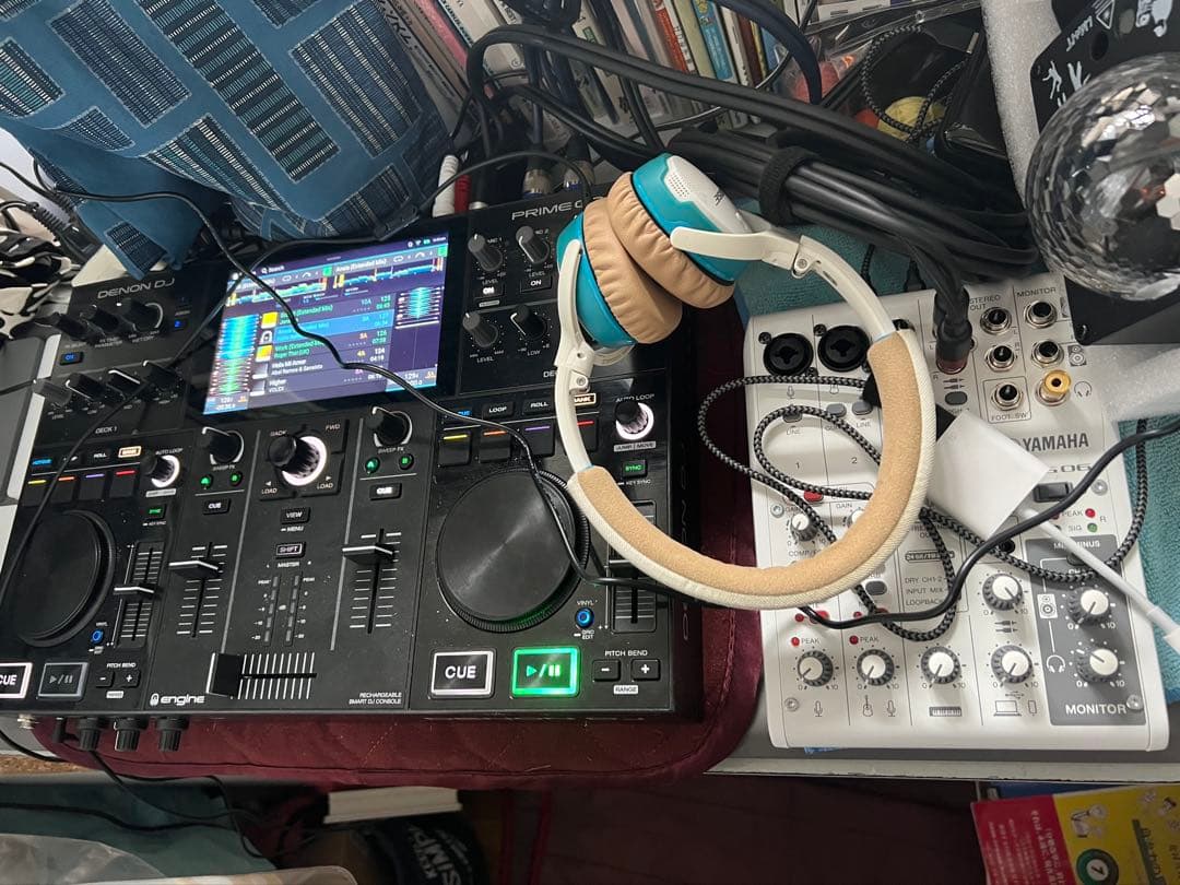 Denon DJ Prime GO コントローラー