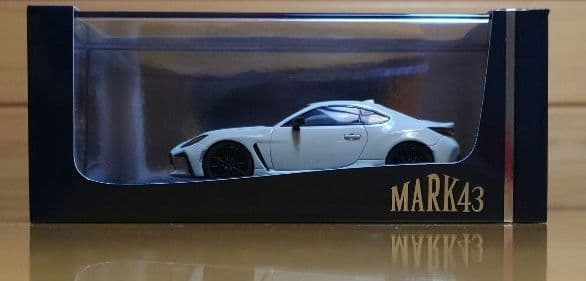 MARK43トヨタGR86 1/43クリスタルホワイトパール新品ミニカー