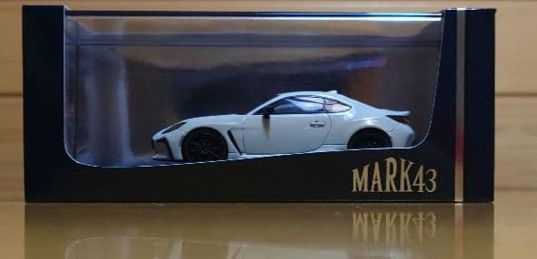 MARK43トヨタGR86 1/43クリスタルホワイトパール新品ミニカー