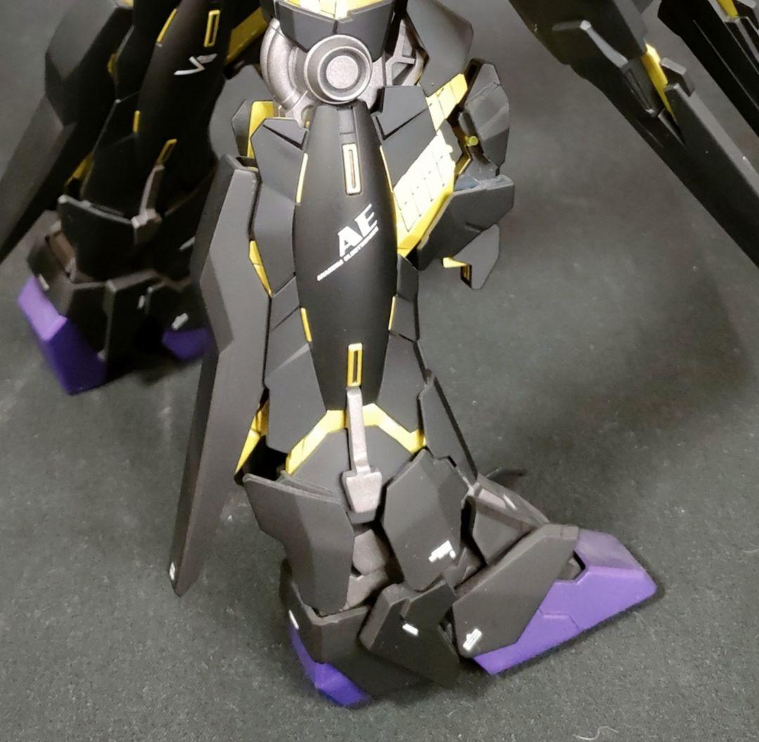 ガンプラ 塗装済完成品 MG 1/100 ユニコーンガンダム2号機 バンシィ