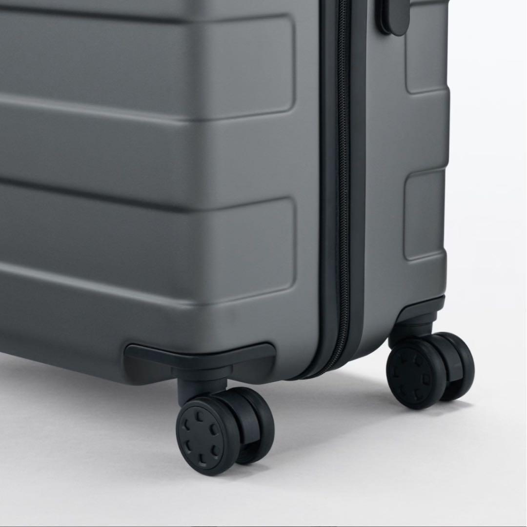無印良品 ストッパー機能 ハードキャリーケース　グレー 75L