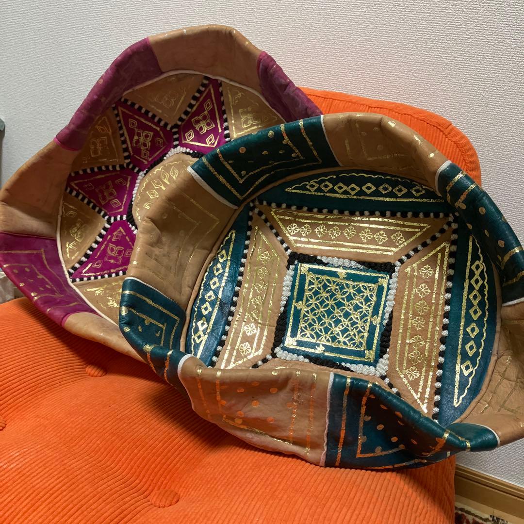 【激安セール】モロッコ産クッション、プフ(訳あり)説明読んで下さい　2個セット