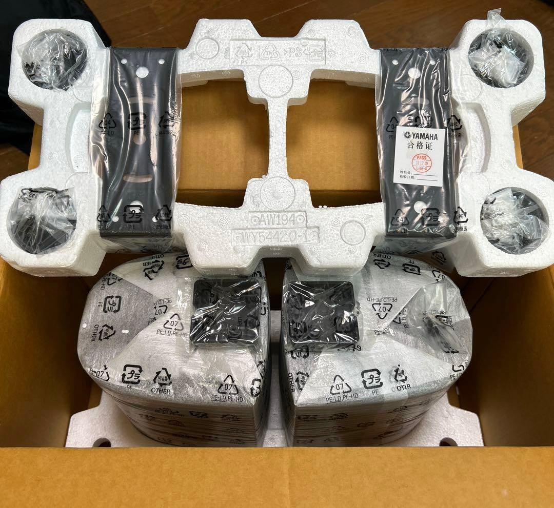 ヤマハ　サーフェスマウントスピーカー　VS4 ①