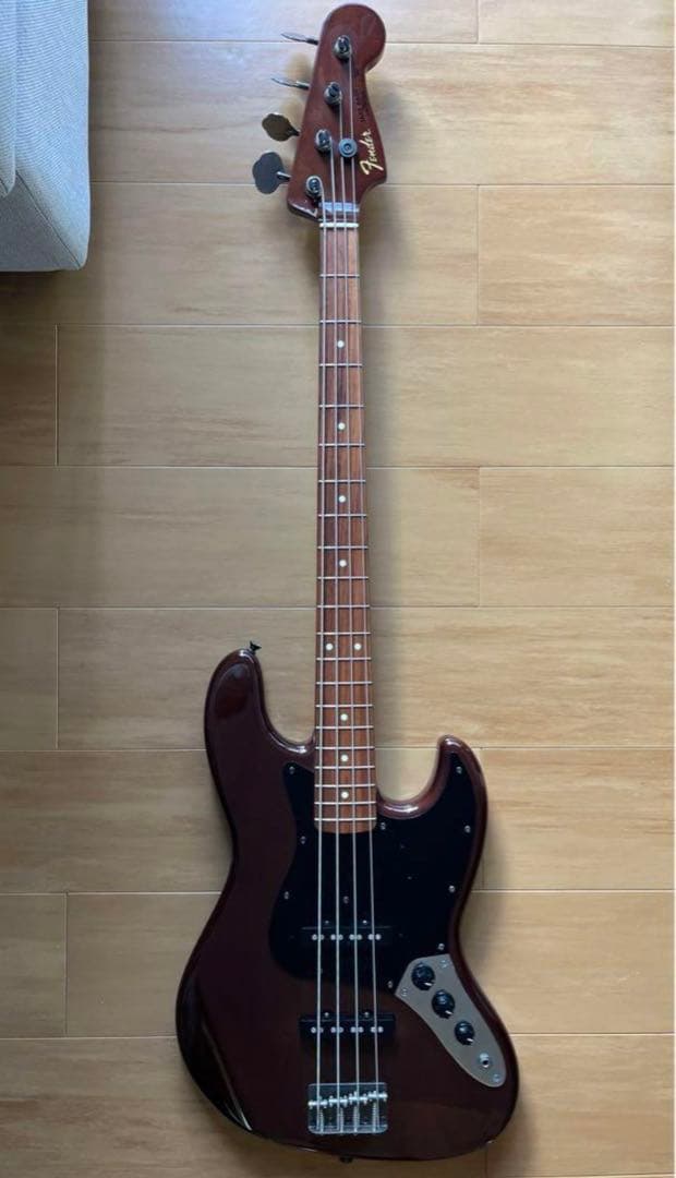 Fender Japan(フェンダージャパン)JB62 WAL