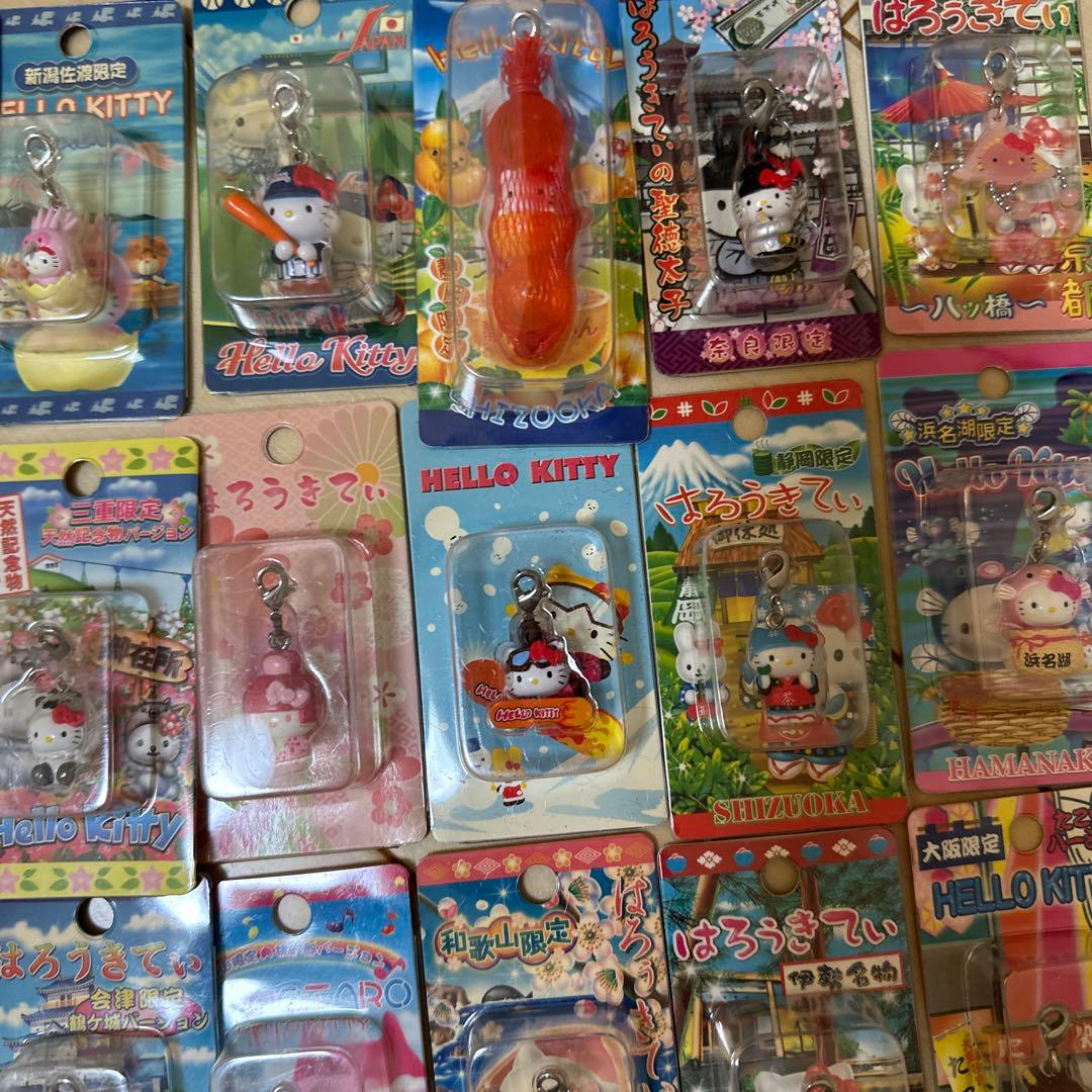 ご当地限定チャーム　55個まとめ売り
