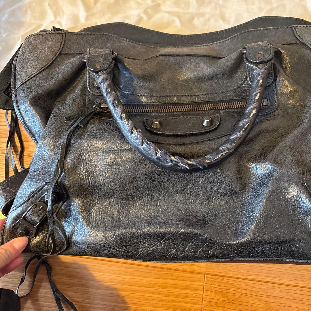 BALENCIAGAバッグ