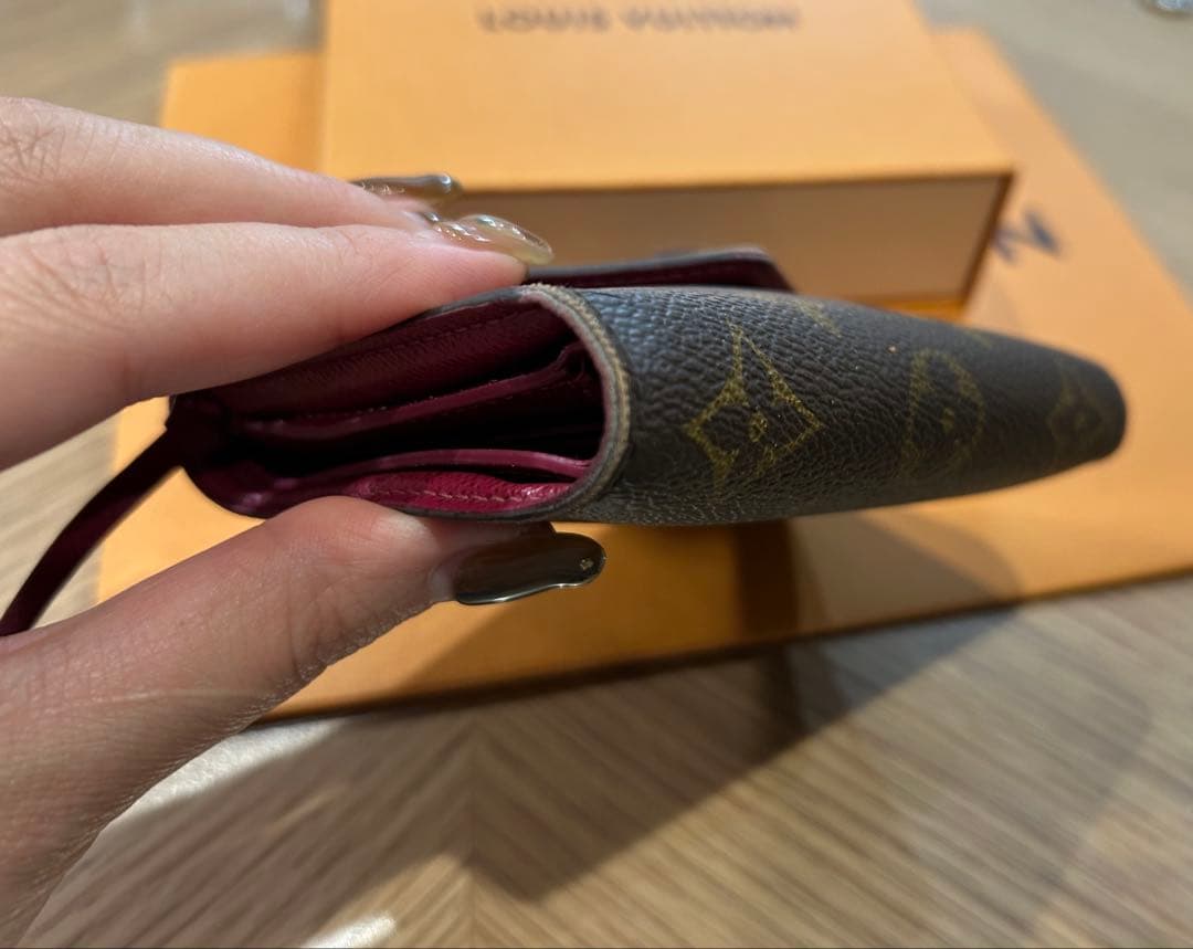 【sale】Louis Vuitton モノグラム ヴィクトリーヌ　三つ折り財布