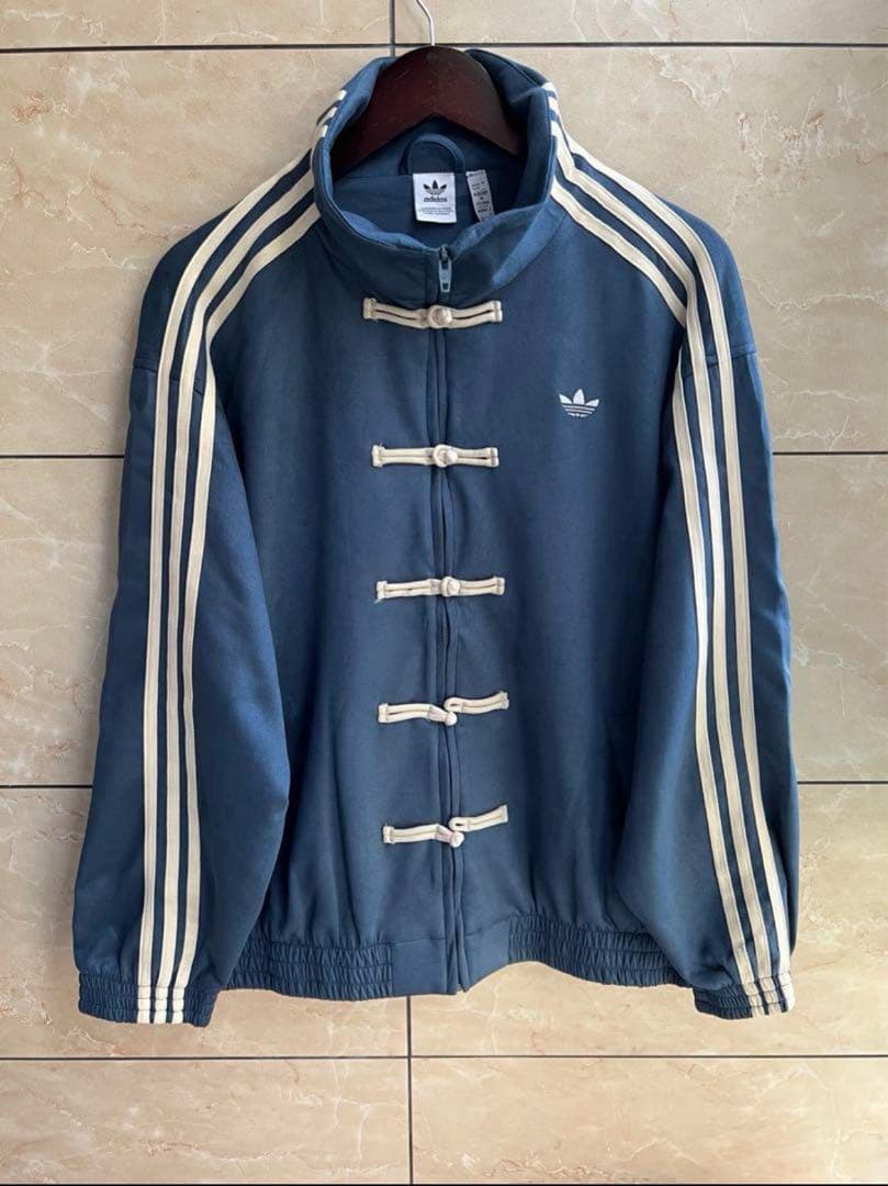 adidasアディダス 中国限定 蛇年トラックジャケット ネイビー Sサイズ”