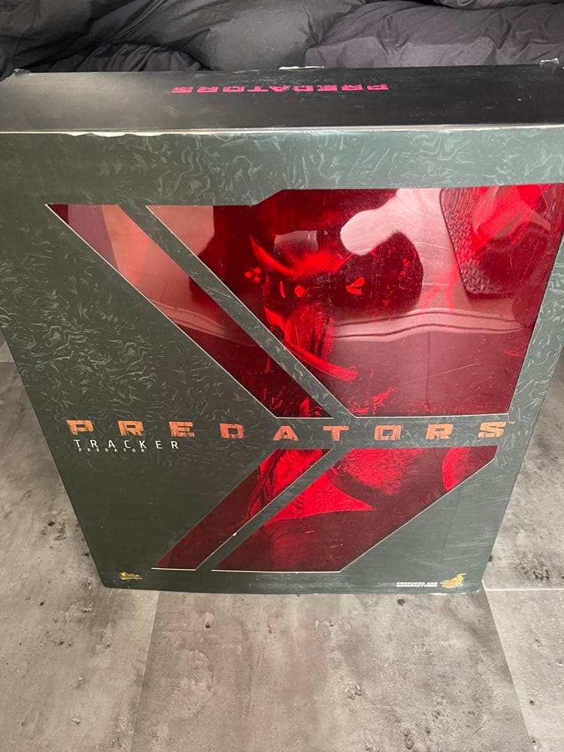 Tracker Predator フィギュア 約30cm