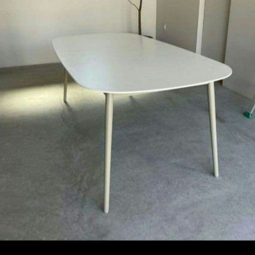 YKK様　送料込【美品】BoConcept　KingStonダイニングテーブル