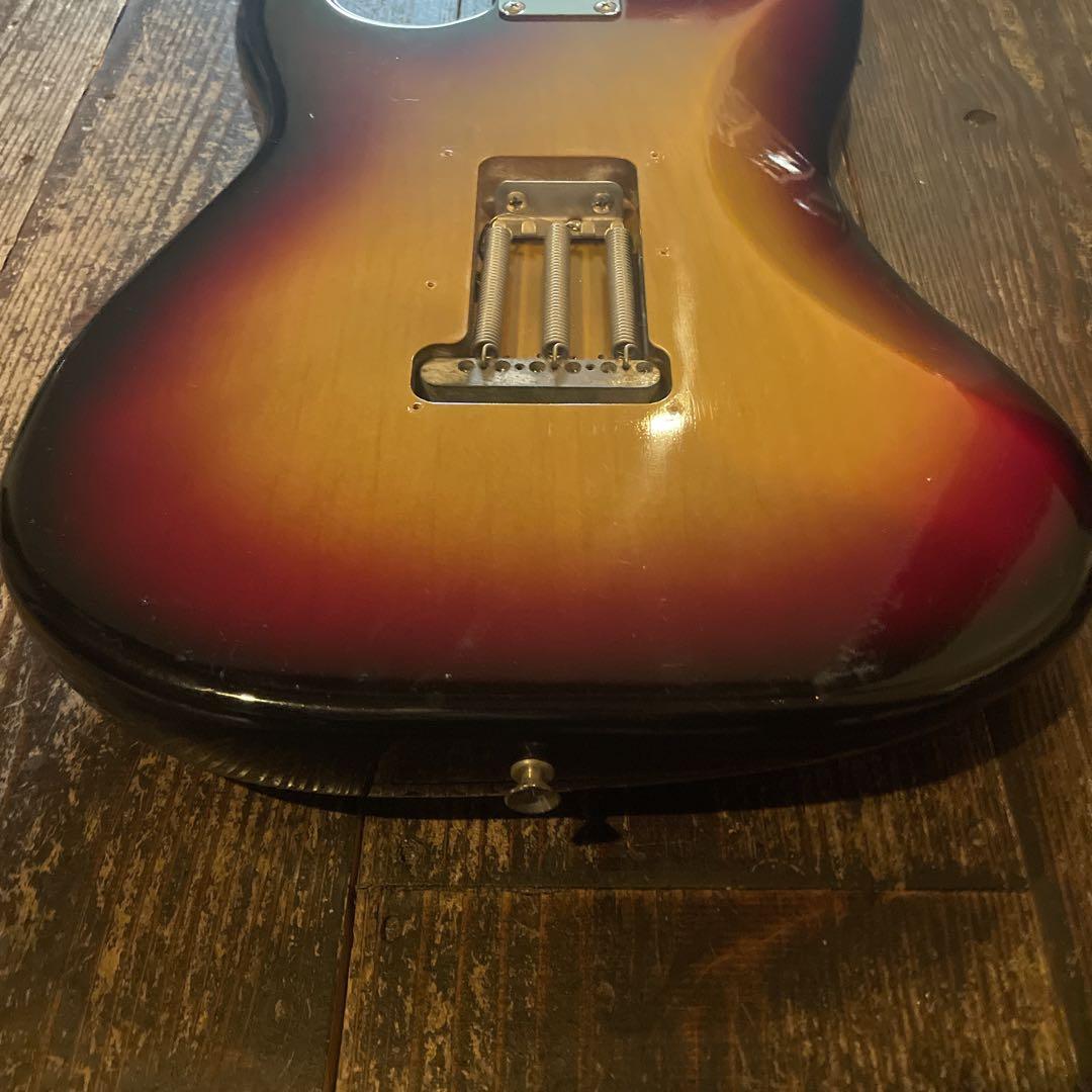 美品　TOKAI トーカイ　ST50 ストラトキャスター　サンバースト