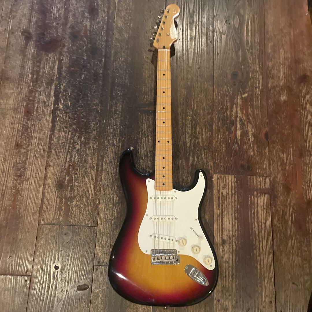 美品　TOKAI トーカイ　ST50 ストラトキャスター　サンバースト