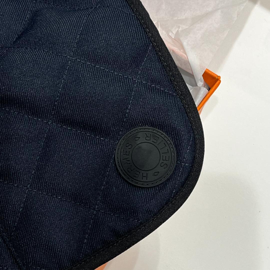 HERMES エルメス　犬用コート　サイズS