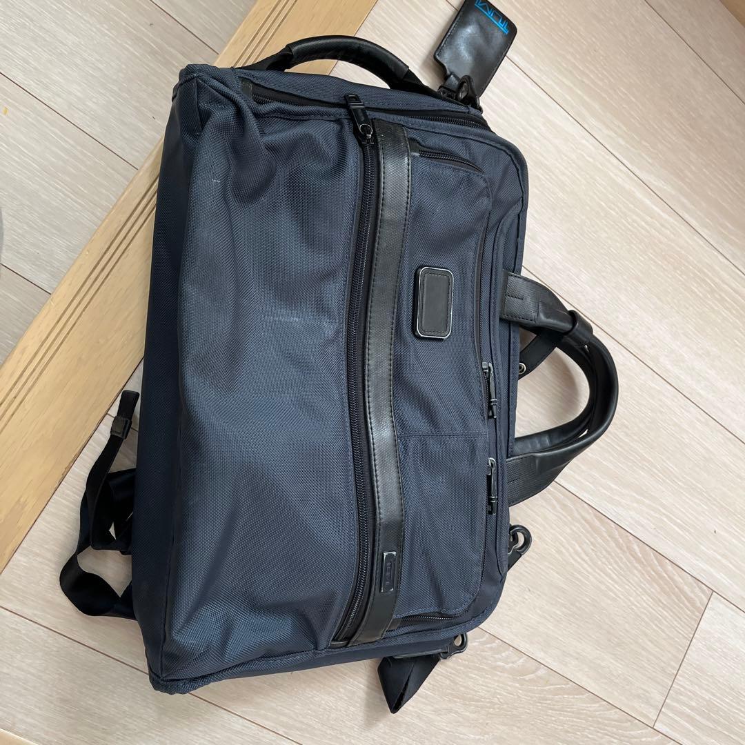TUMI ネイビー ビジネスバッグ 3仕切り