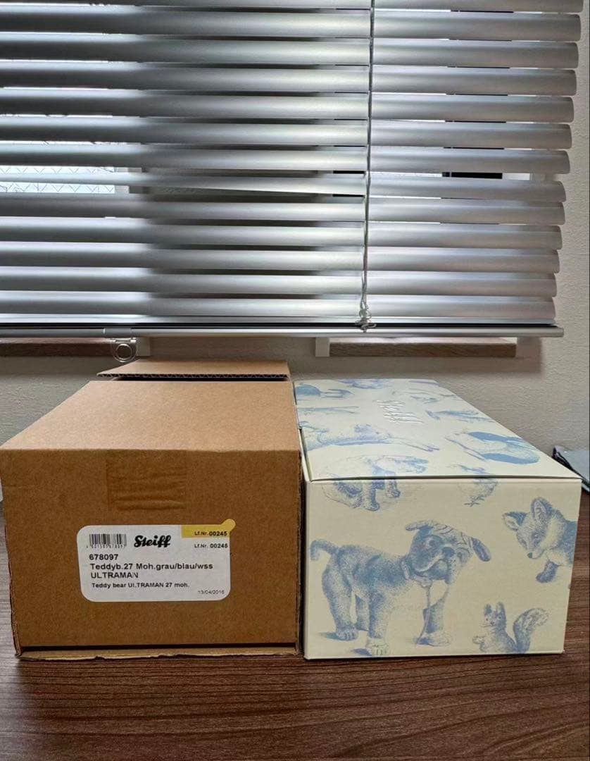 新品　シュタイフ テディベア ウルトラマン steiff ULTRAMAN