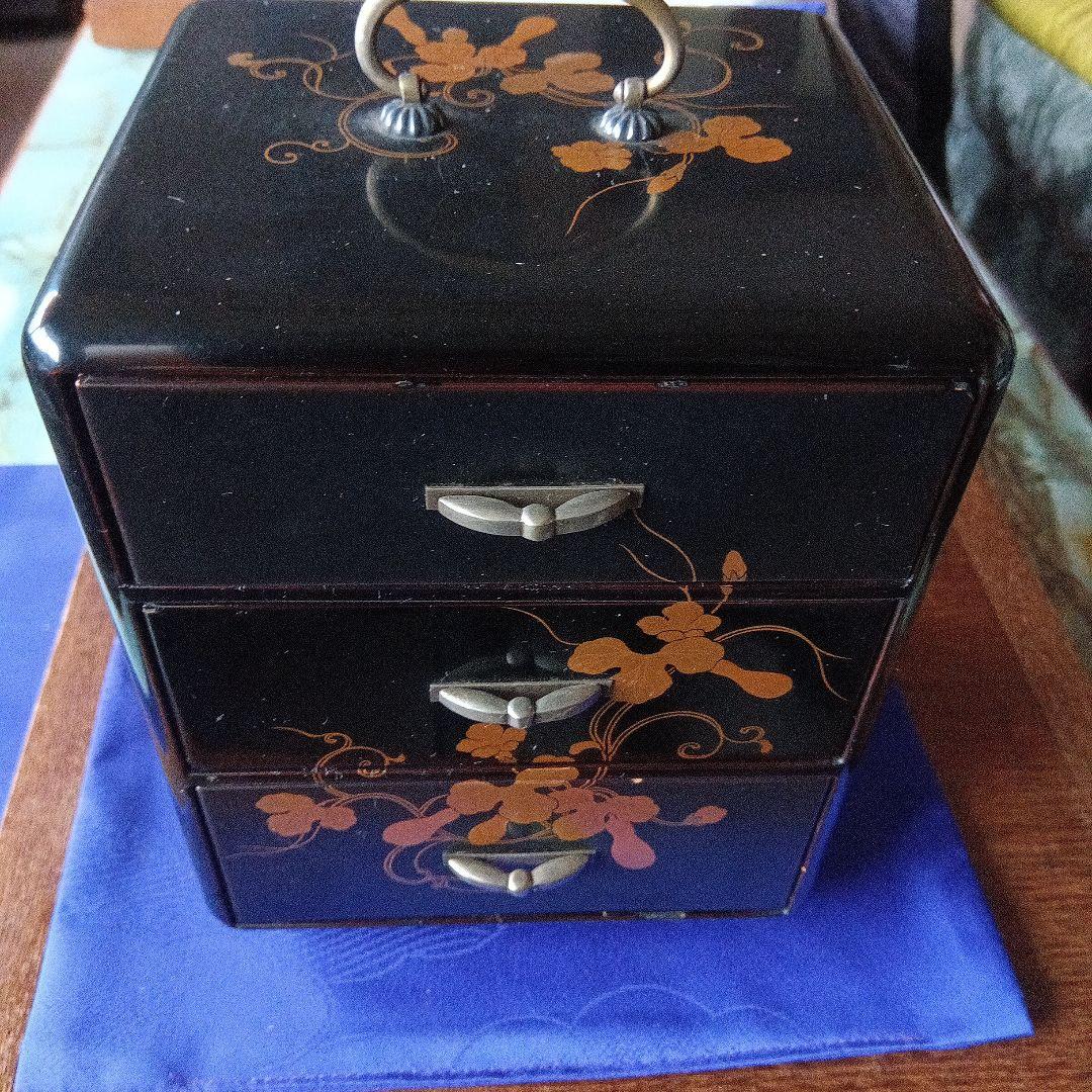 黒色の文房具収納ボックス 3段引き出し