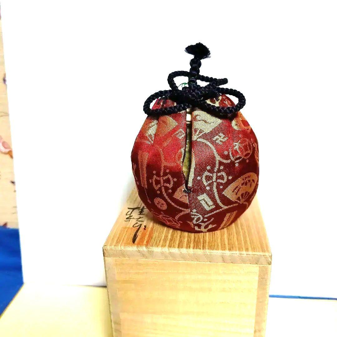 文琳茶入、信楽焼、桂秋作。