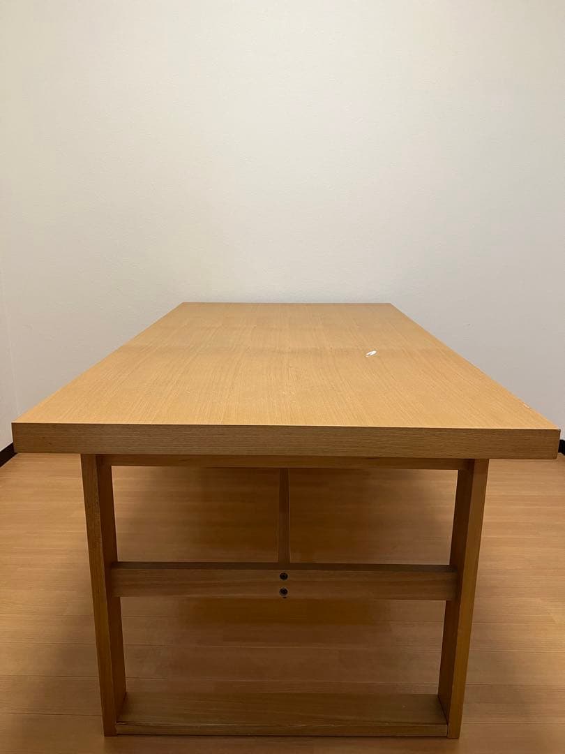 ニトリ　ロータイプ　木製ダイニングテーブル　椅子別売り