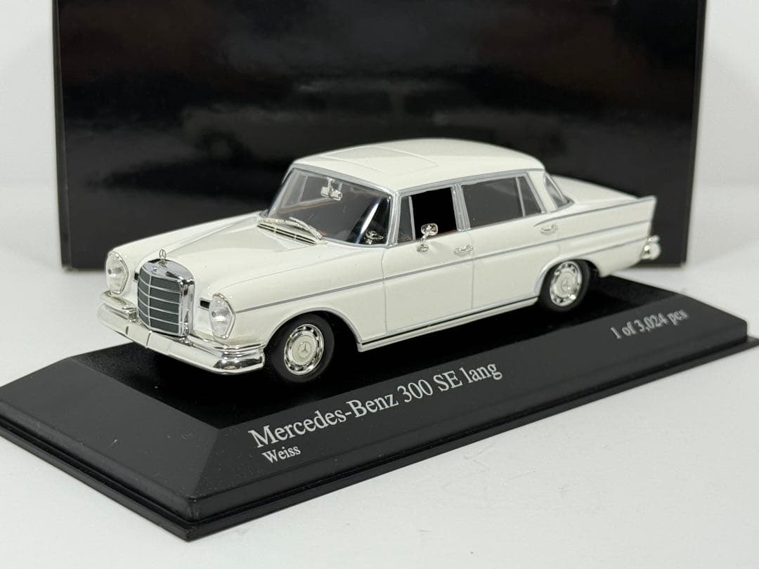 1/43 メルセデス ベンツ 300 SE lang 1965 ホワイト