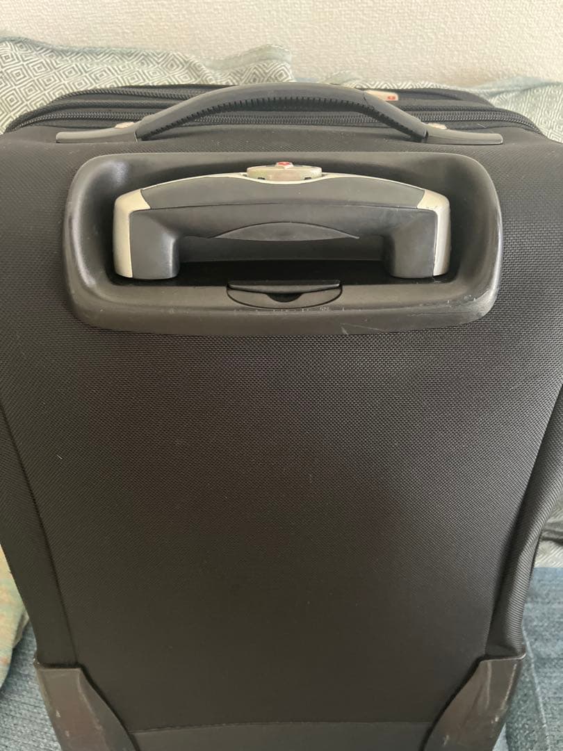 ヴィクトリノックス製スーツケース - 清潔で丁寧に使用された高品質モデル