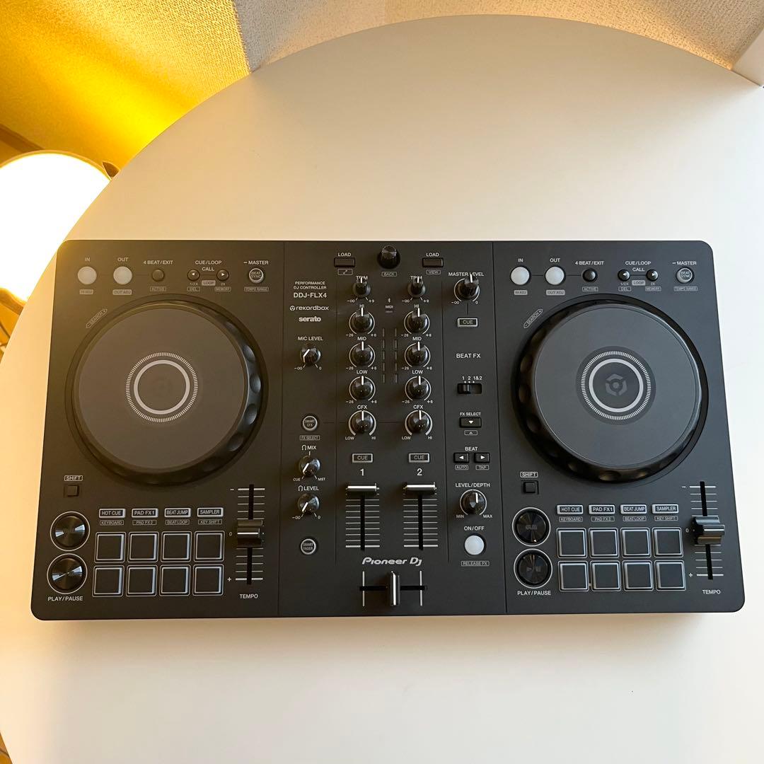 Pioneer DJ DDJ-FLX4 コントローラー