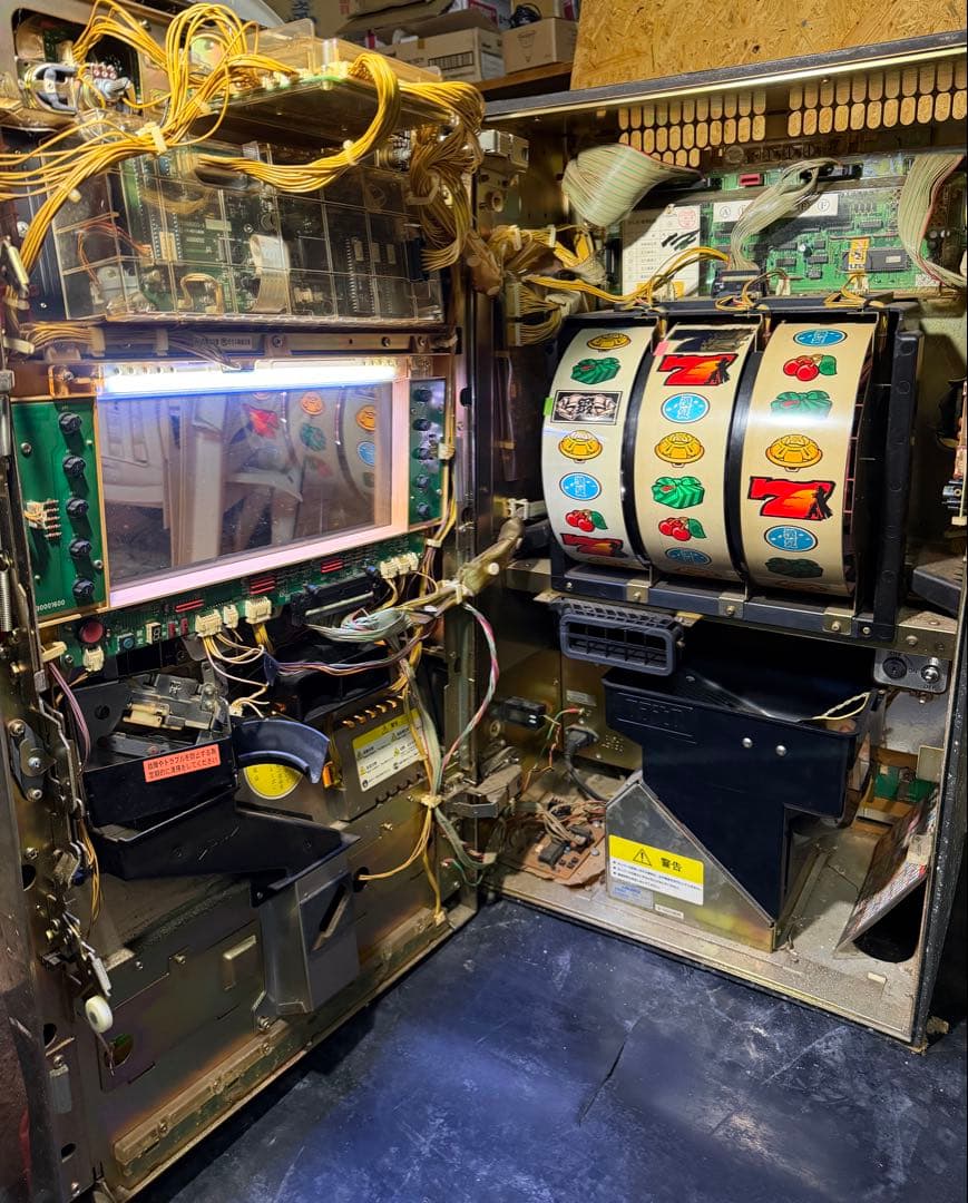 【送料込】　●4号機 押忍!番長　パチスロ　実機　　ジャンク