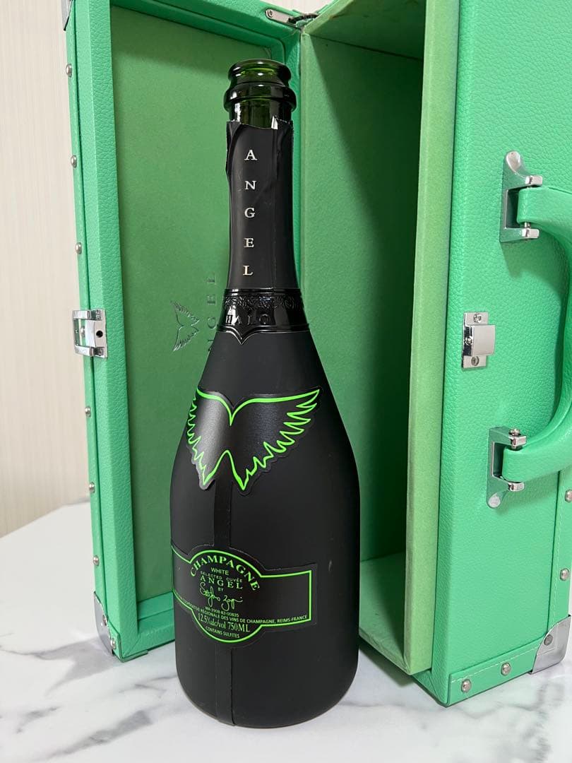 エンジェルシャンパン　空瓶　空箱
