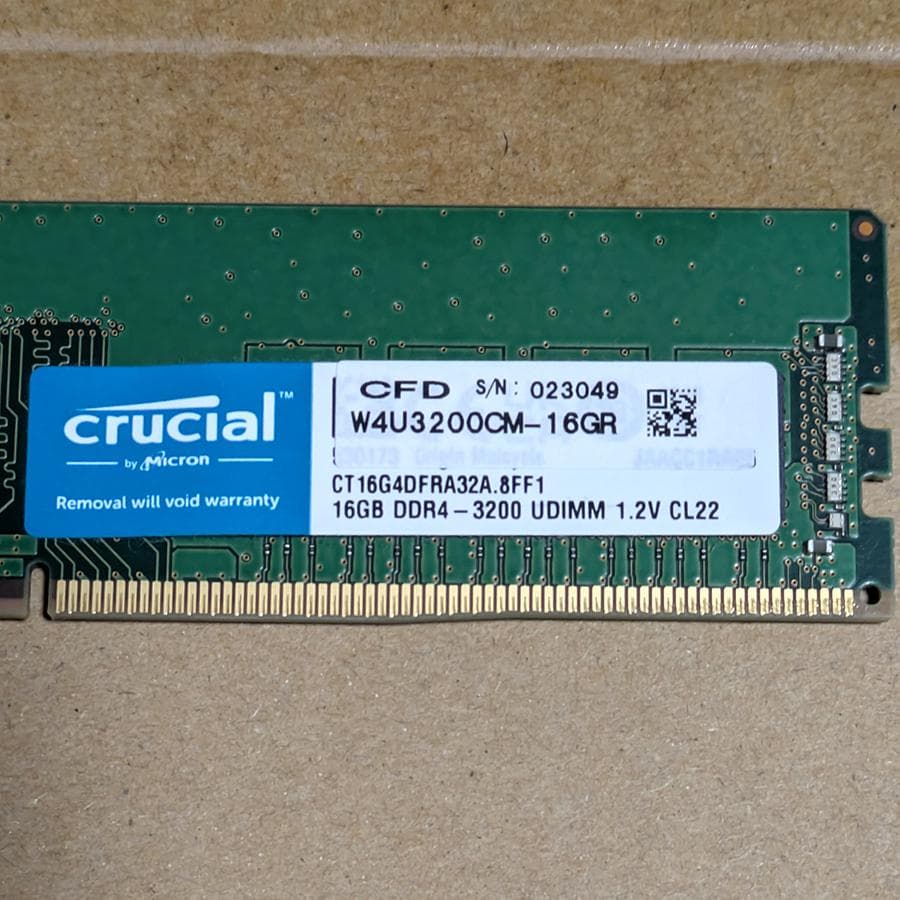 ま*び様 crucial 16GB DDR4 3200MHz UDIMM メモリ