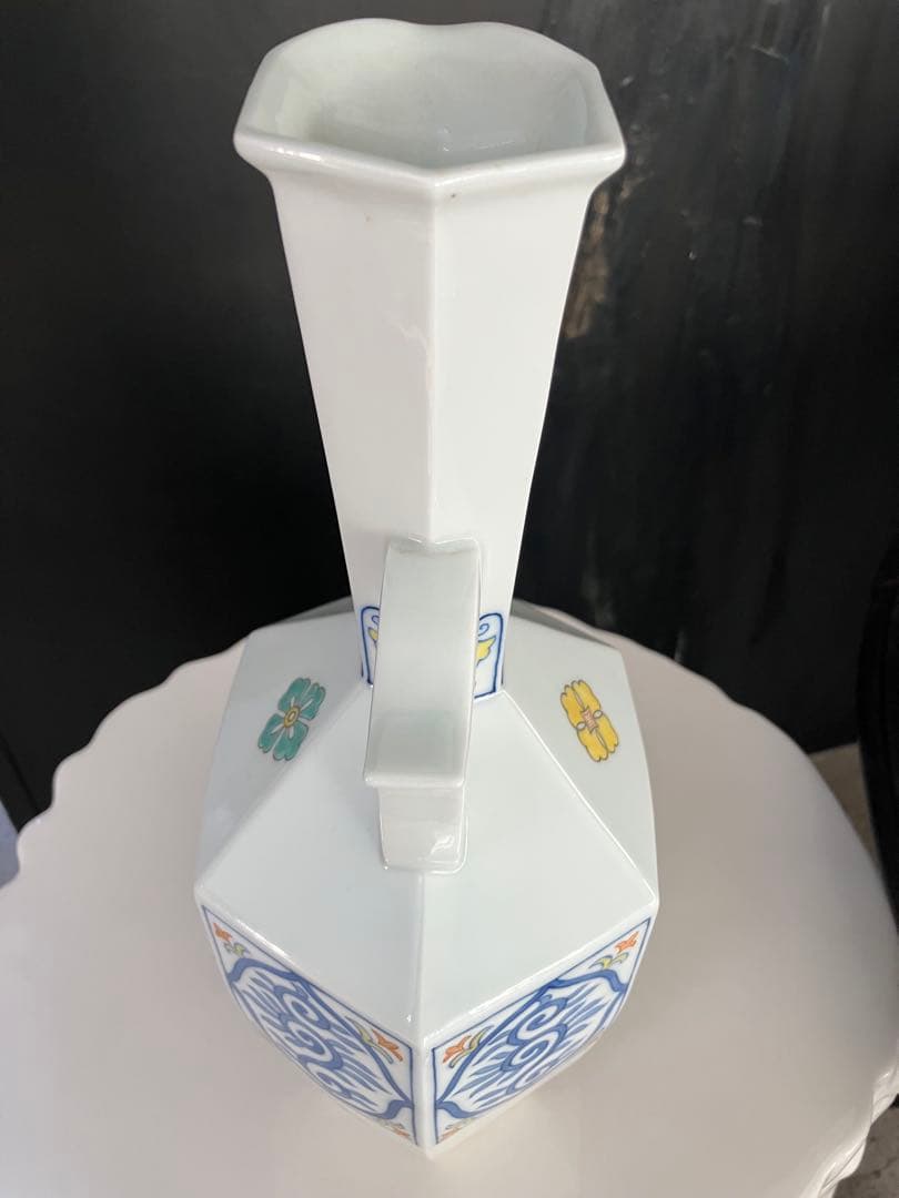 青とオレンジの装飾陶器花瓶