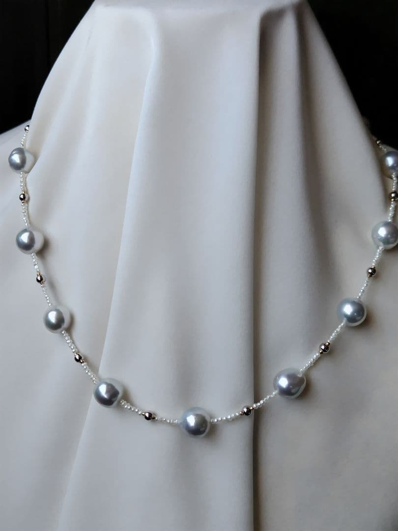 アコヤ真珠シルバーグレーの大珠、あこや砂芥子パールのネックレス