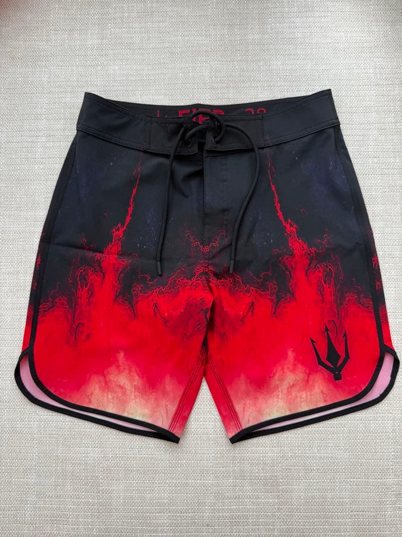 FIED サーフパンツ サイズ28 ブラックレッド