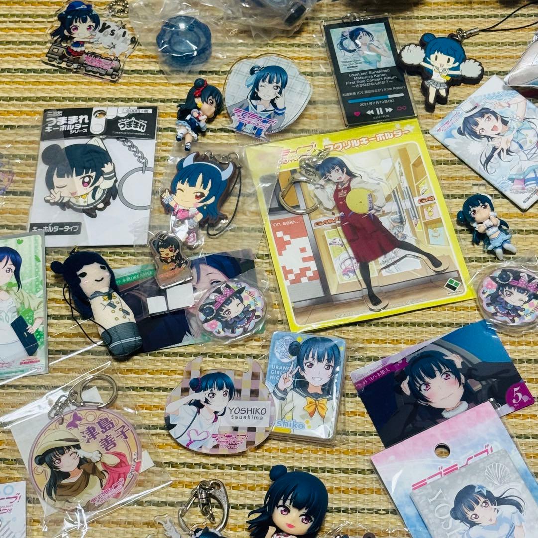 まとめ 津島善子 缶バッジ アクリルスタンド ラバーストラップ 等 セット