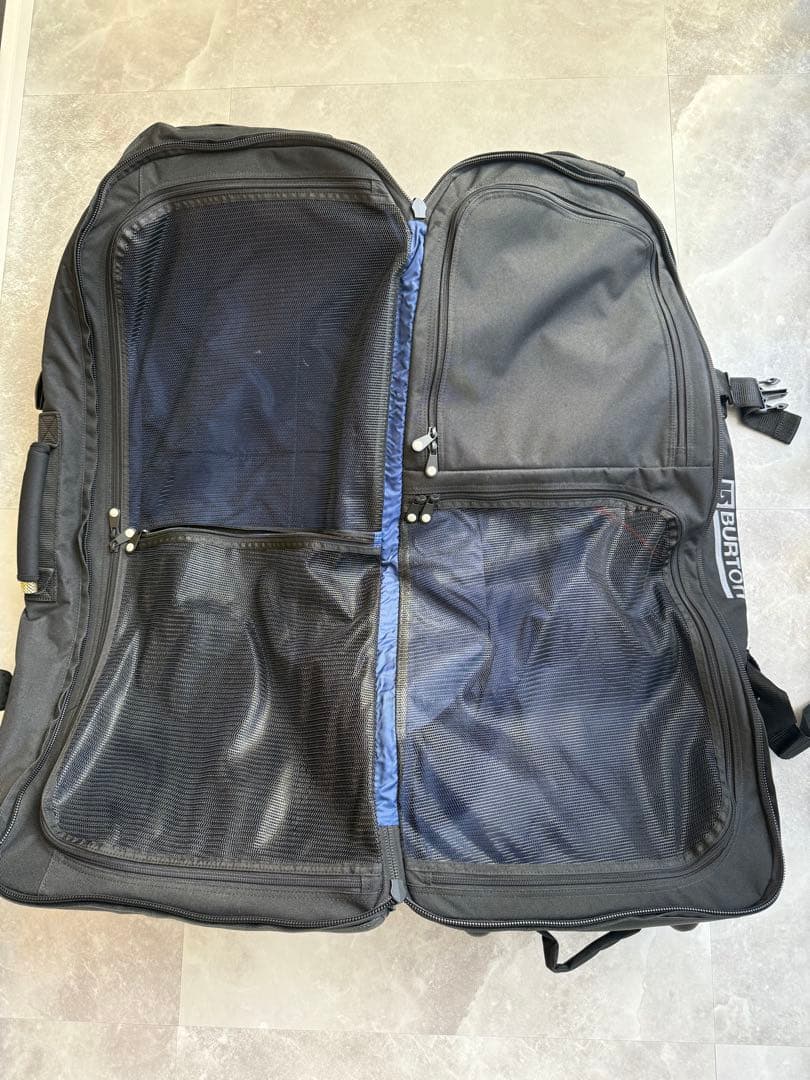 BURTON ブラックキャリーカート