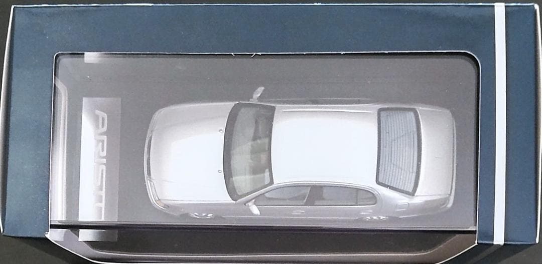 【週末限定値下げ】C011　トヨタアリスト3.0V（シルバーメタリック）　未開封