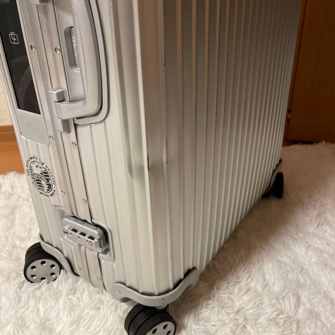 リモワ　電子タグ　923.77.00.5　98リットル　4輪